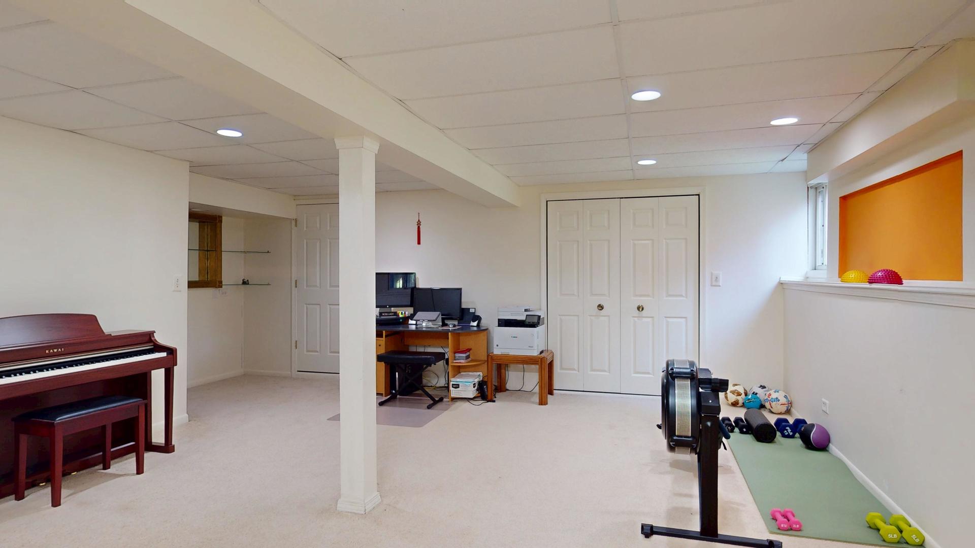 412 Chateau Drive, Buffalo Grove, IL 60089