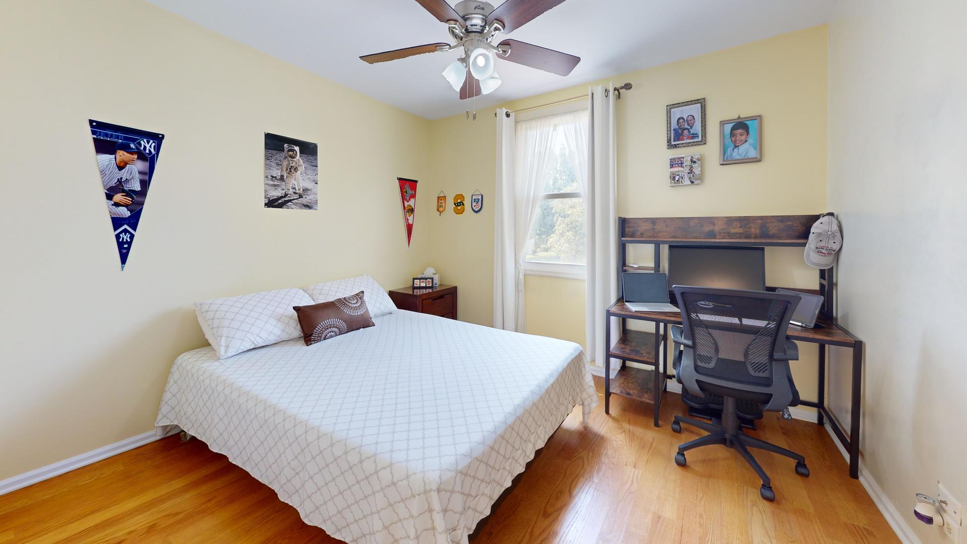 412 Chateau Drive, Buffalo Grove, IL 60089