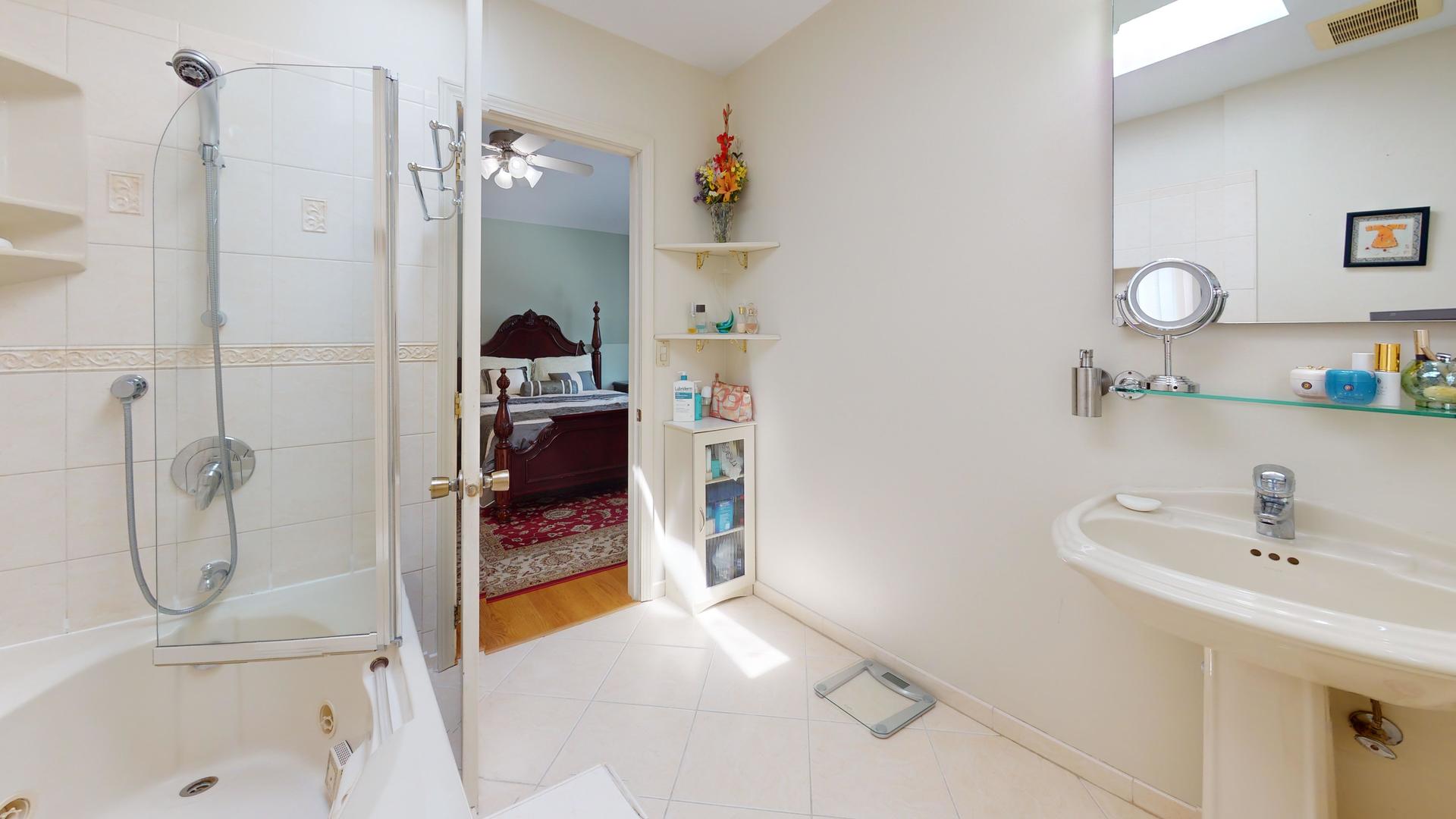 412 Chateau Drive, Buffalo Grove, IL 60089