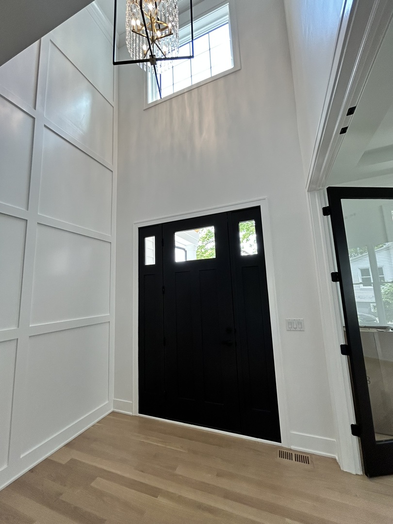 444 E Schiller Street, Elmhurst, IL 60126