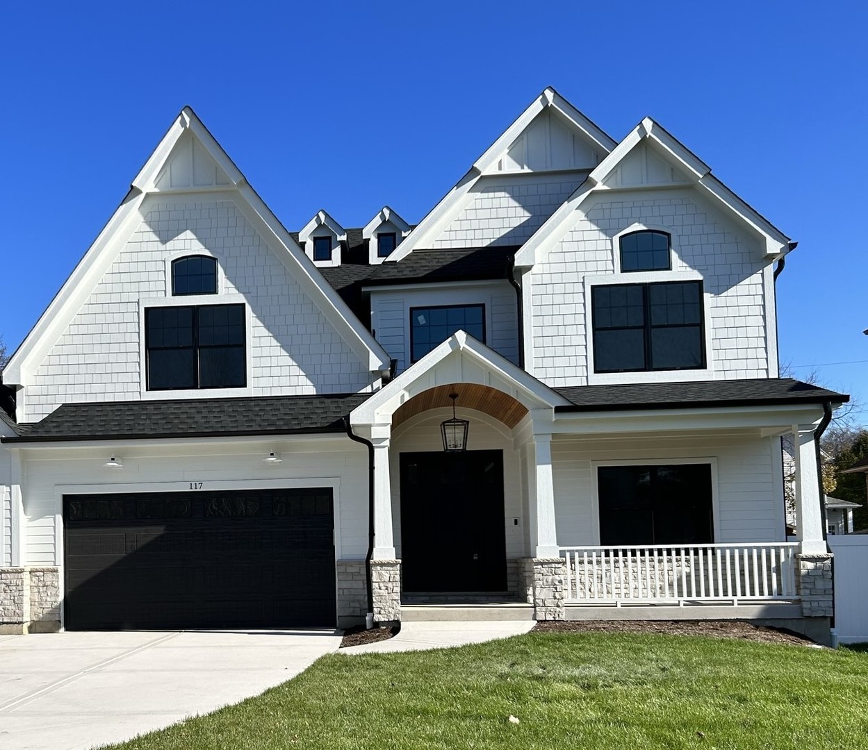 444 E Schiller Street, Elmhurst, IL 60126