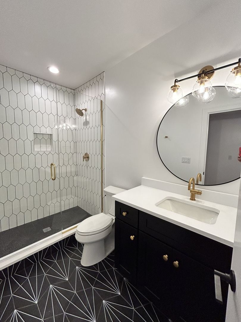 444 E Schiller Street, Elmhurst, IL 60126