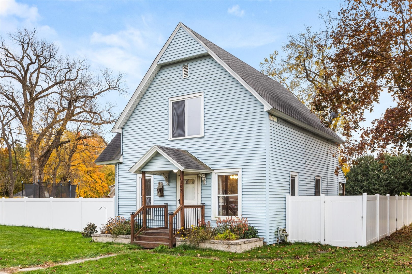 102 Waverly Street, Essex, IL 60935