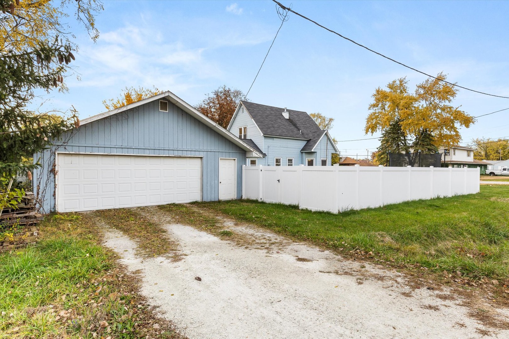 102 Waverly Street, Essex, IL 60935