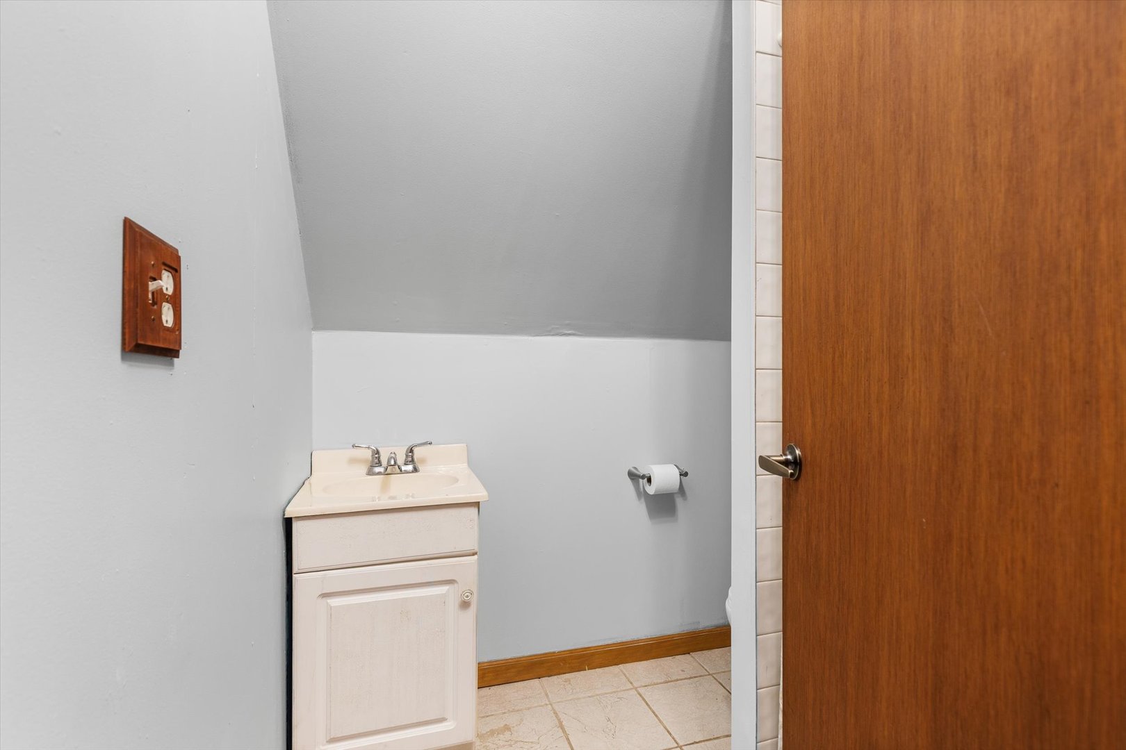 102 Waverly Street, Essex, IL 60935