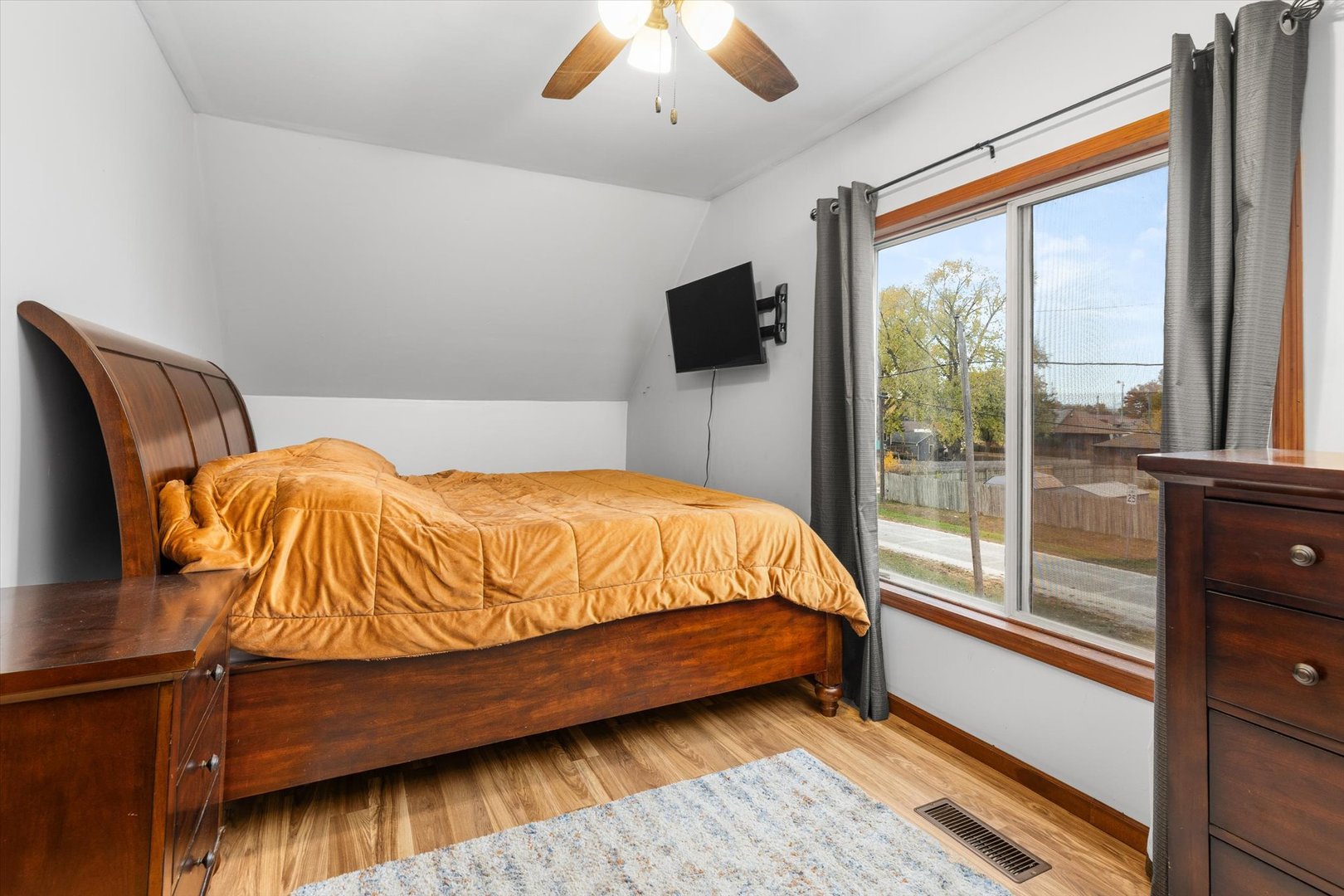 102 Waverly Street, Essex, IL 60935