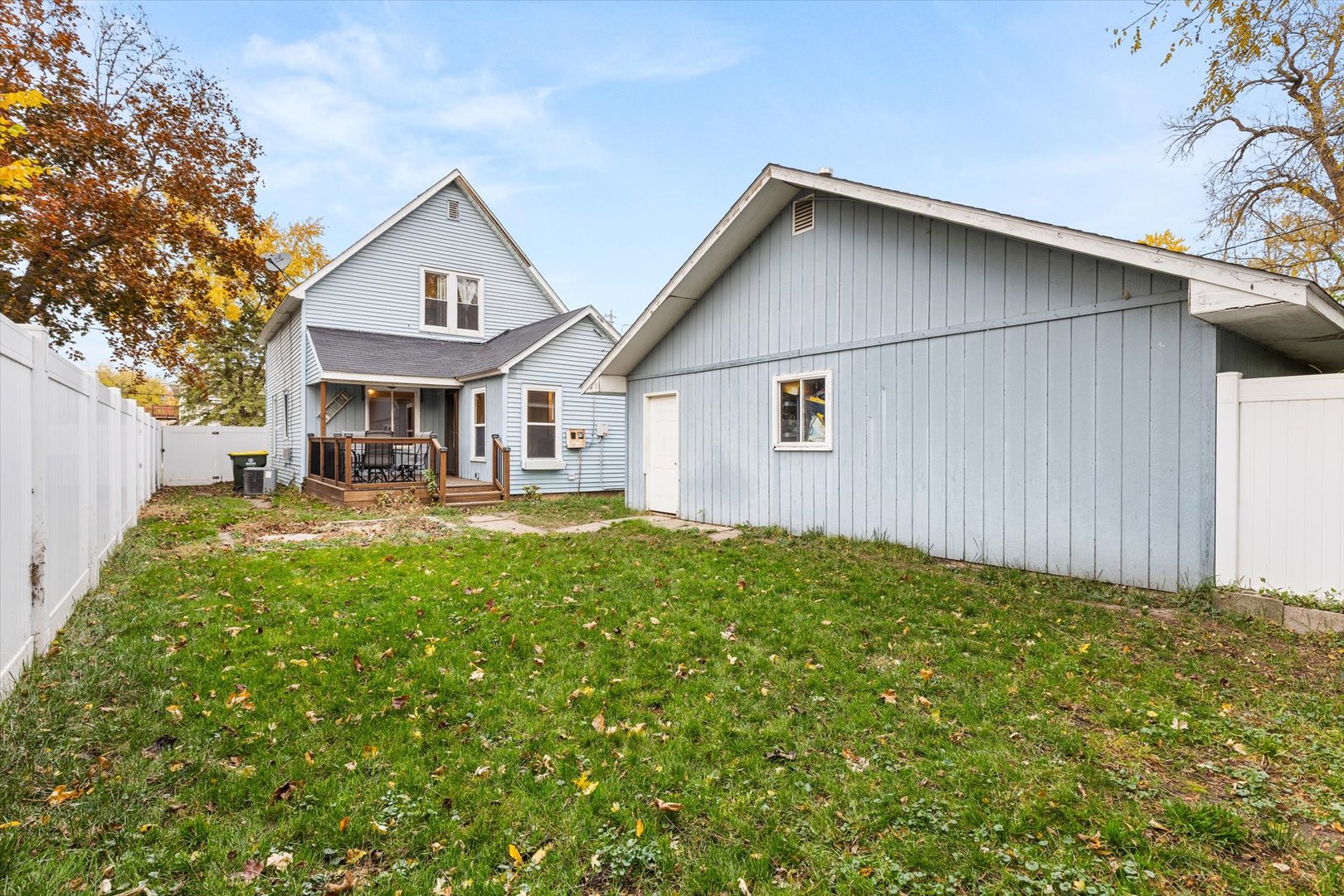 102 Waverly Street, Essex, IL 60935