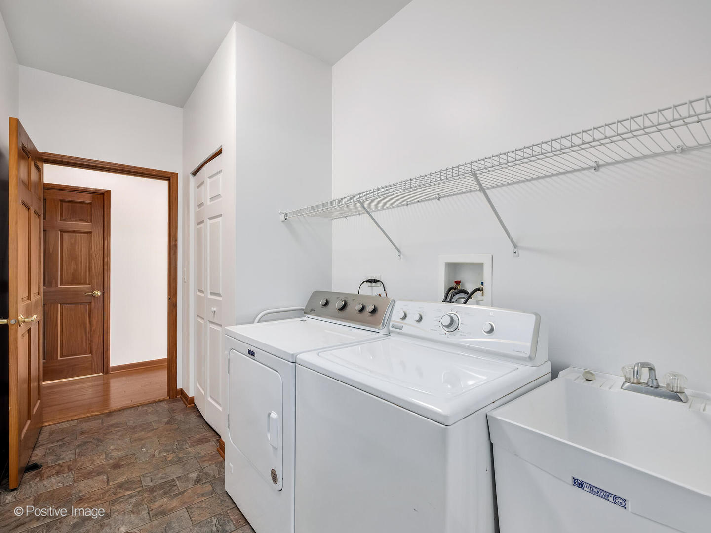 1842 Highbury Lane, Aurora, IL 60502