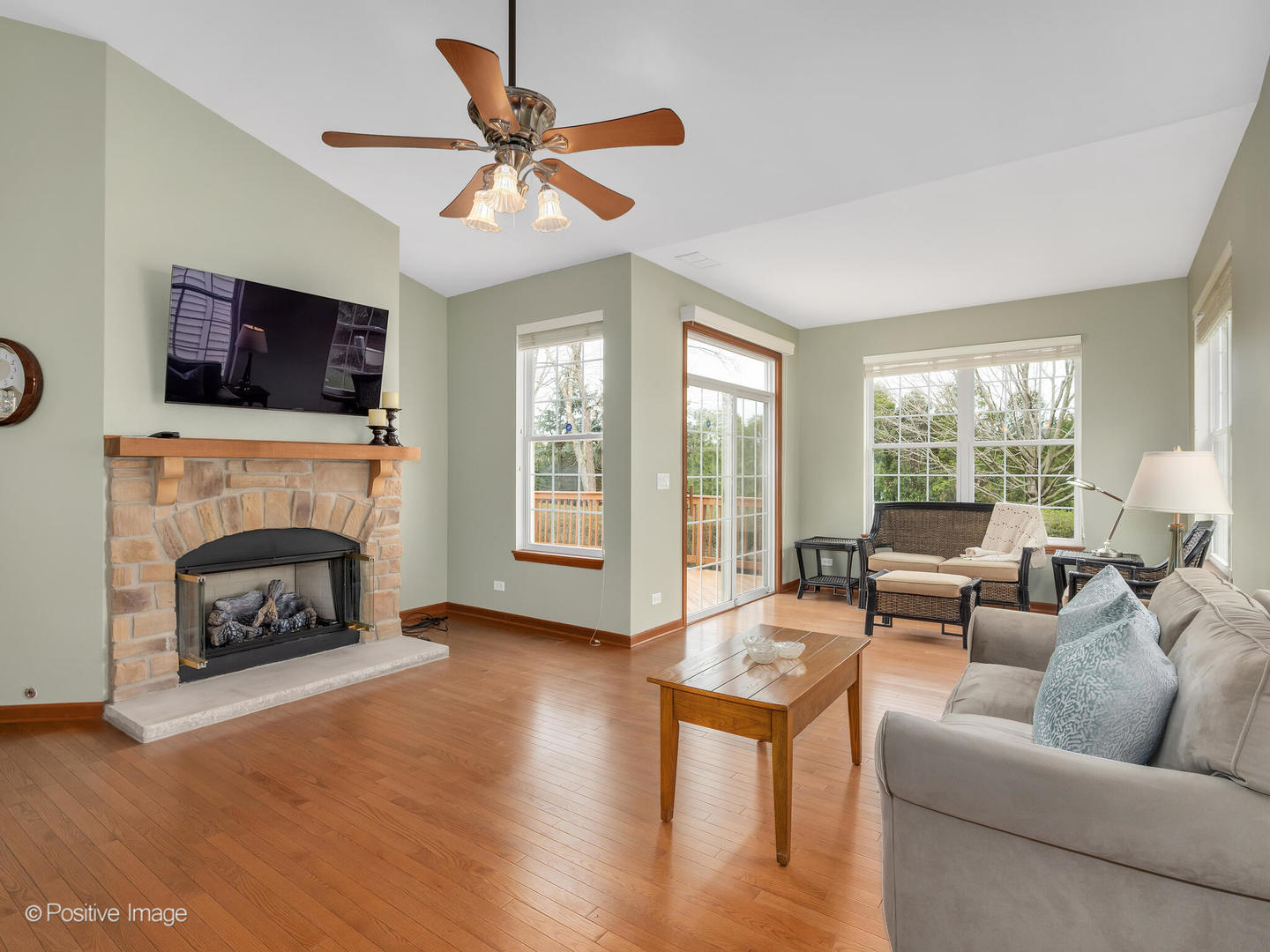 1842 Highbury Lane, Aurora, IL 60502