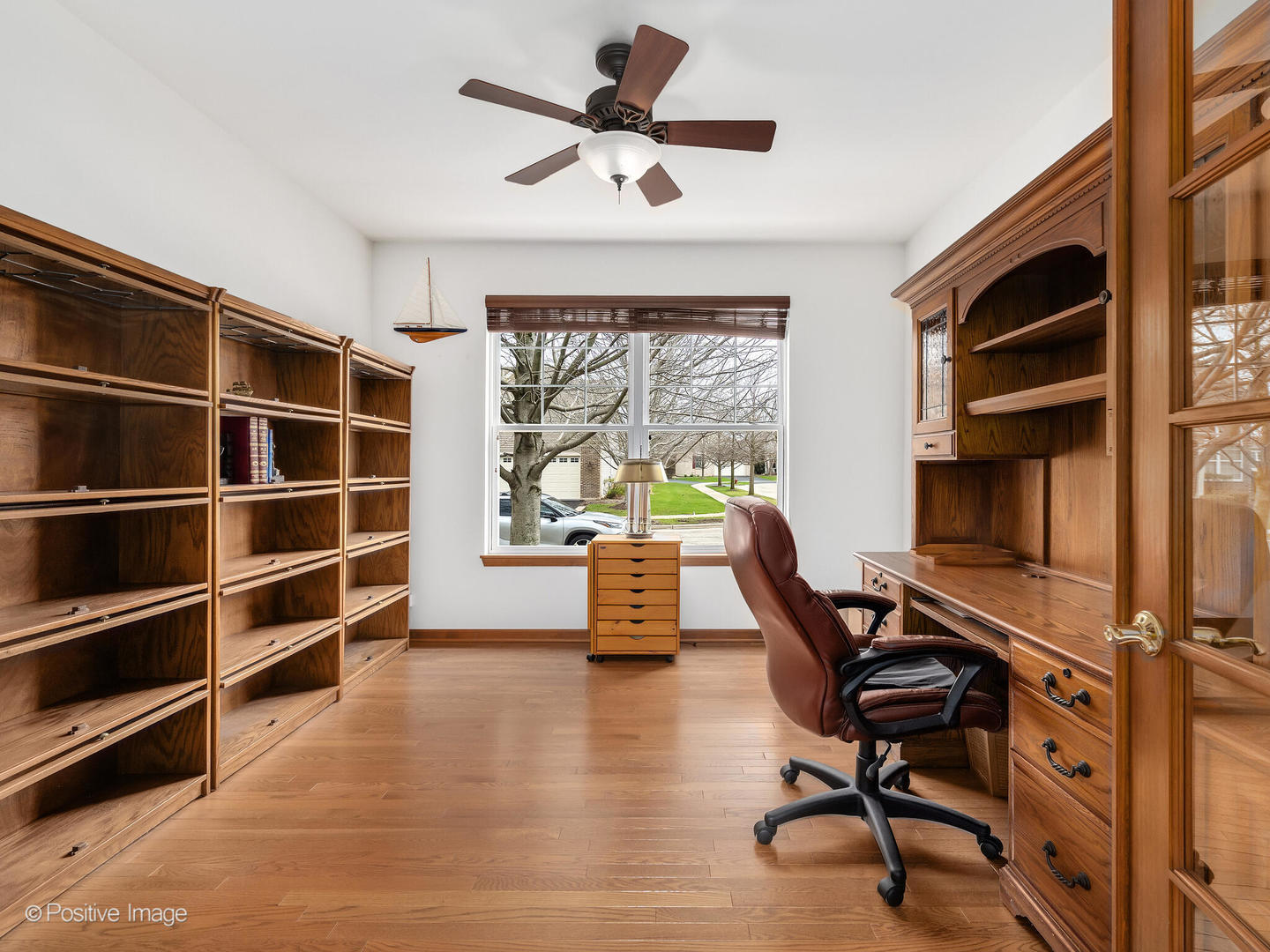 1842 Highbury Lane, Aurora, IL 60502