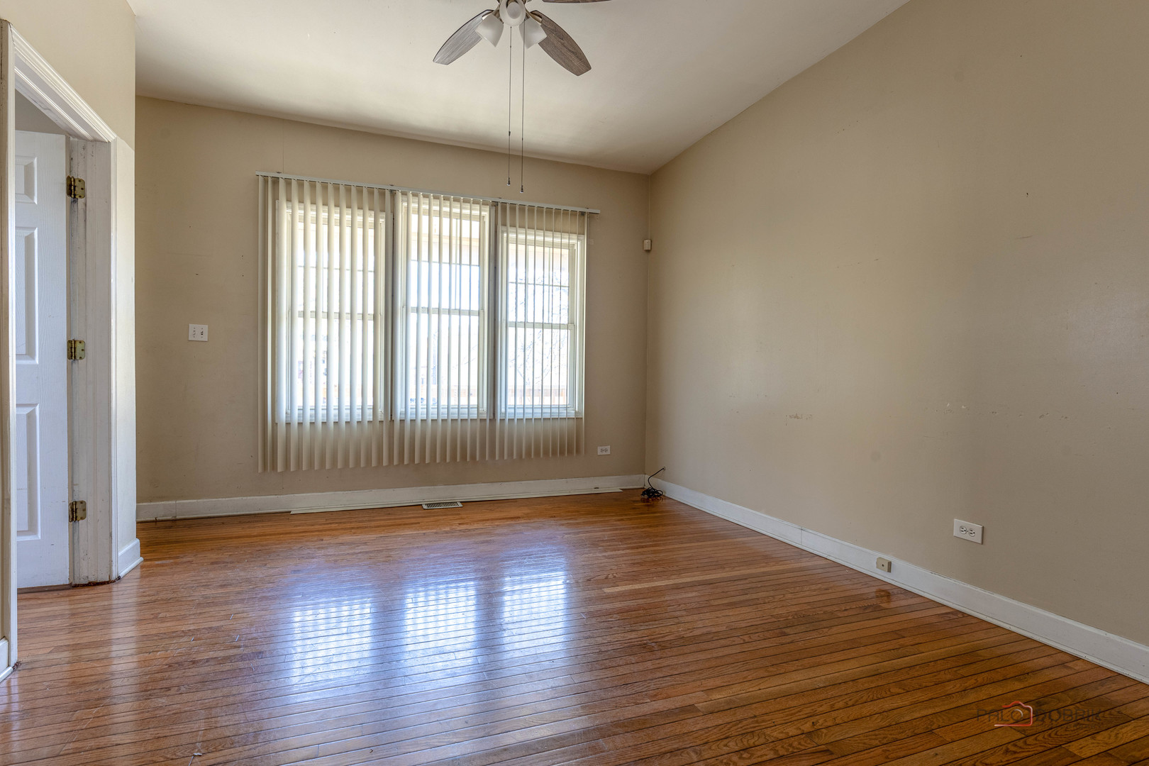 6614 S Wabash Avenue, Chicago, IL 60637