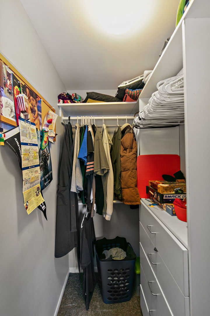 489 spring Drive, Marengo, IL 60152