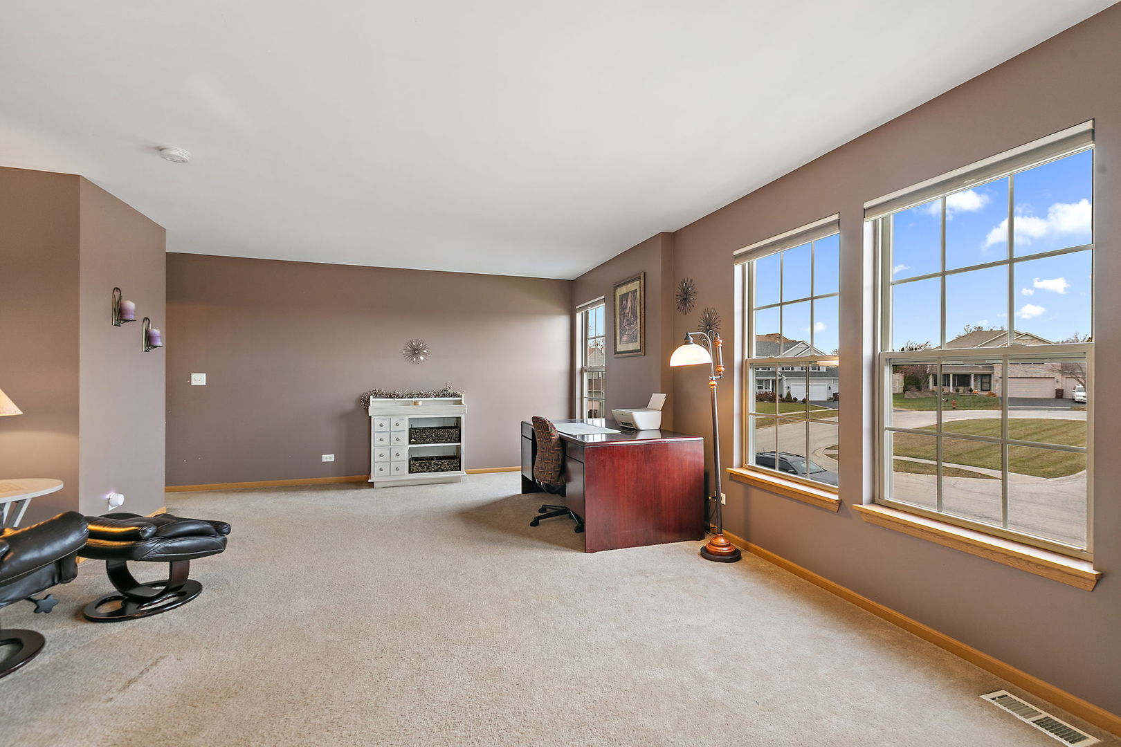 489 spring Drive, Marengo, IL 60152