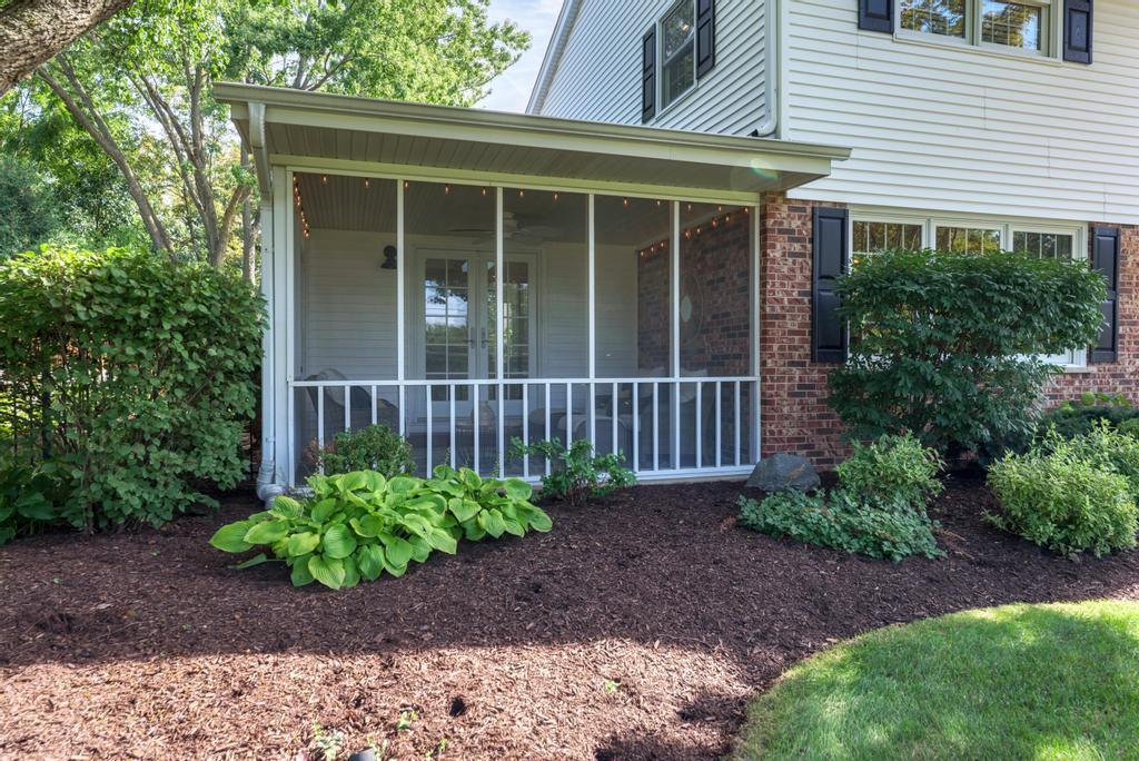 22W425 Broker Road, Medinah, IL 60157