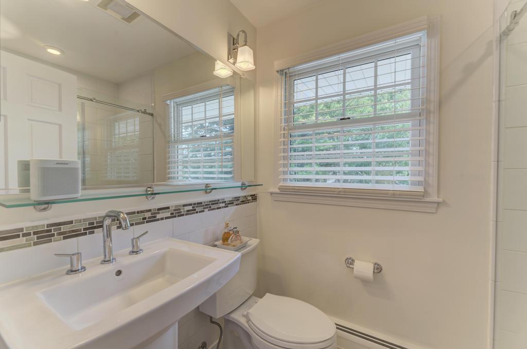 22W425 Broker Road, Medinah, IL 60157