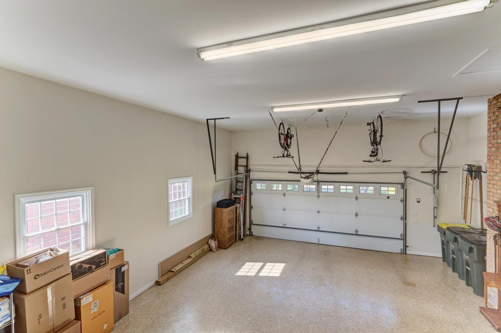 22W425 Broker Road, Medinah, IL 60157