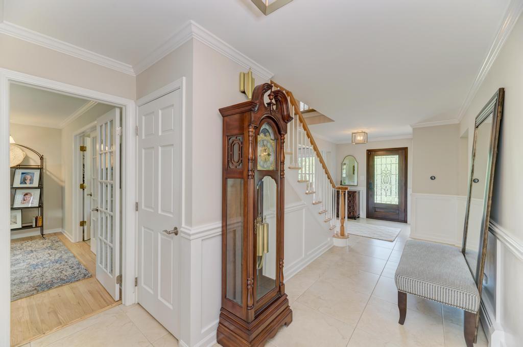 22W425 Broker Road, Medinah, IL 60157