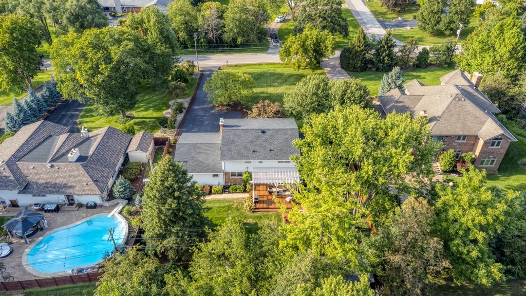 22W425 Broker Road, Medinah, IL 60157