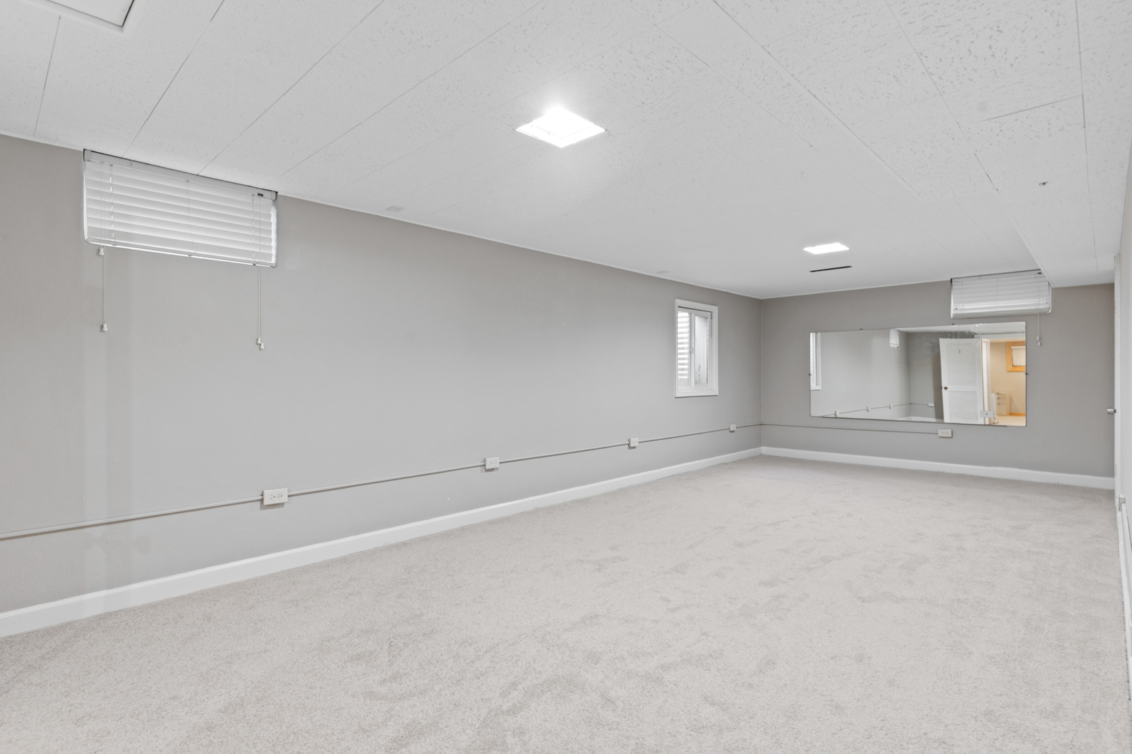 615 Tiffany Drive, Waukegan, IL 60085