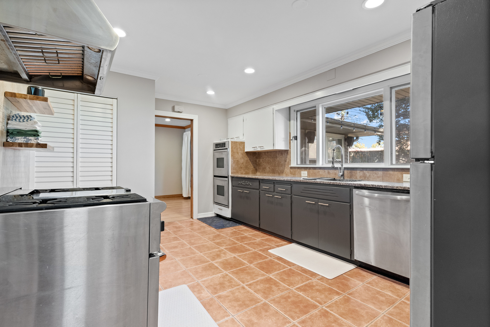 615 Tiffany Drive, Waukegan, IL 60085