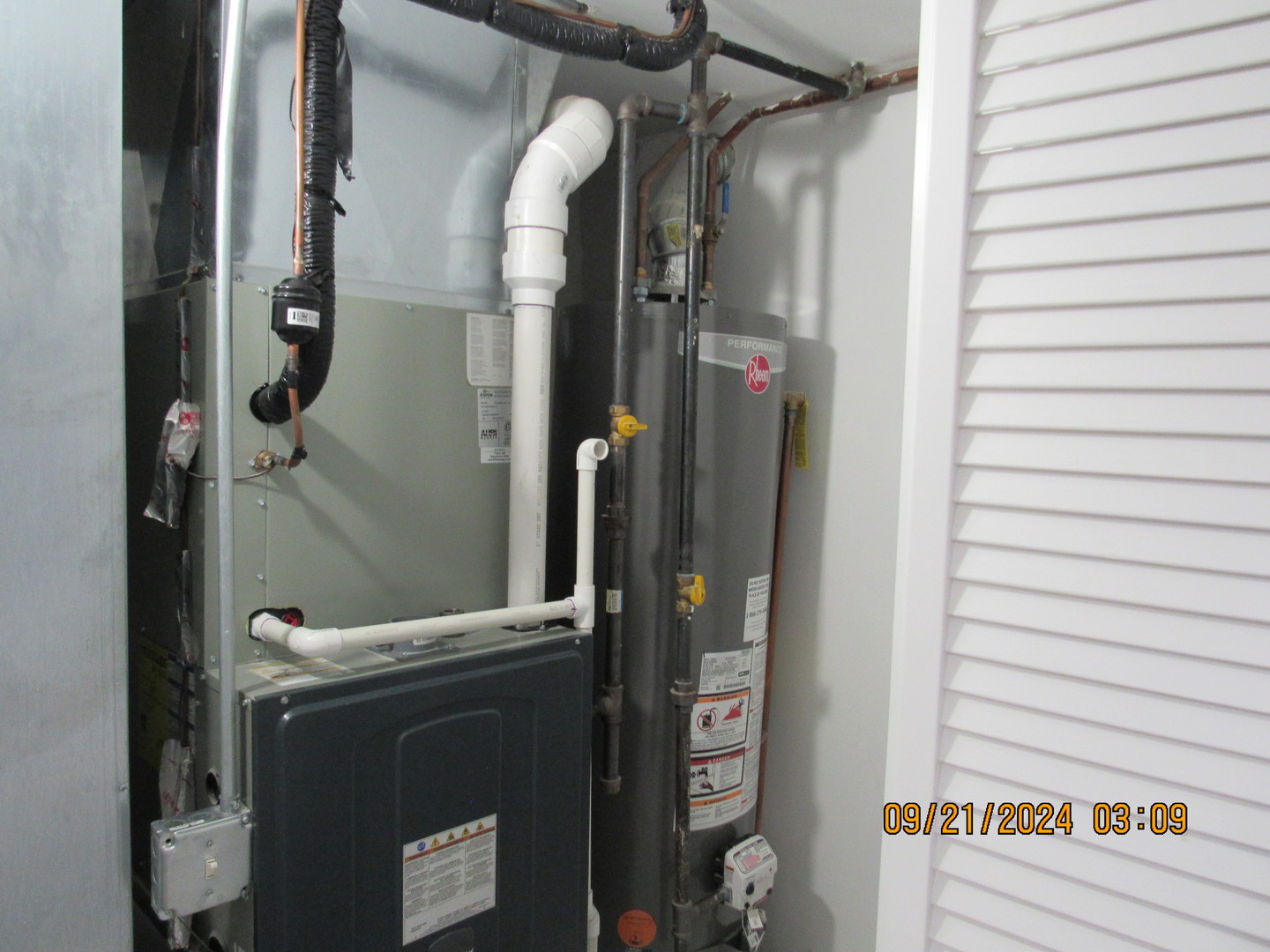 5423 N Sawyer Avenue, Chicago, IL 60625