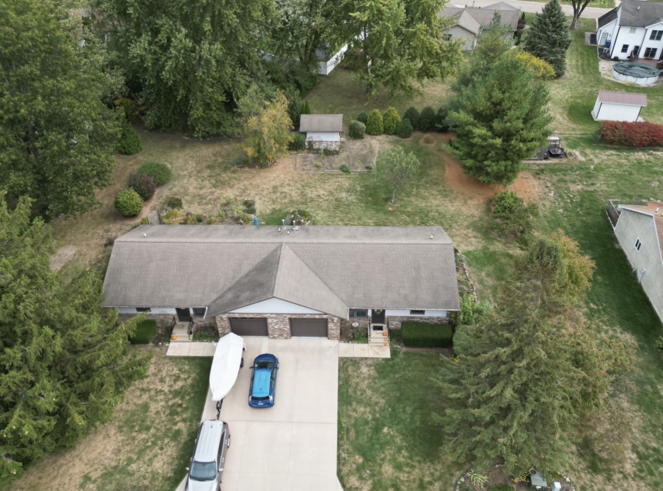 112-114 wright Drive, Utica, IL 61373