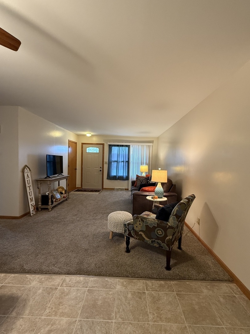 112-114 wright Drive, Utica, IL 61373