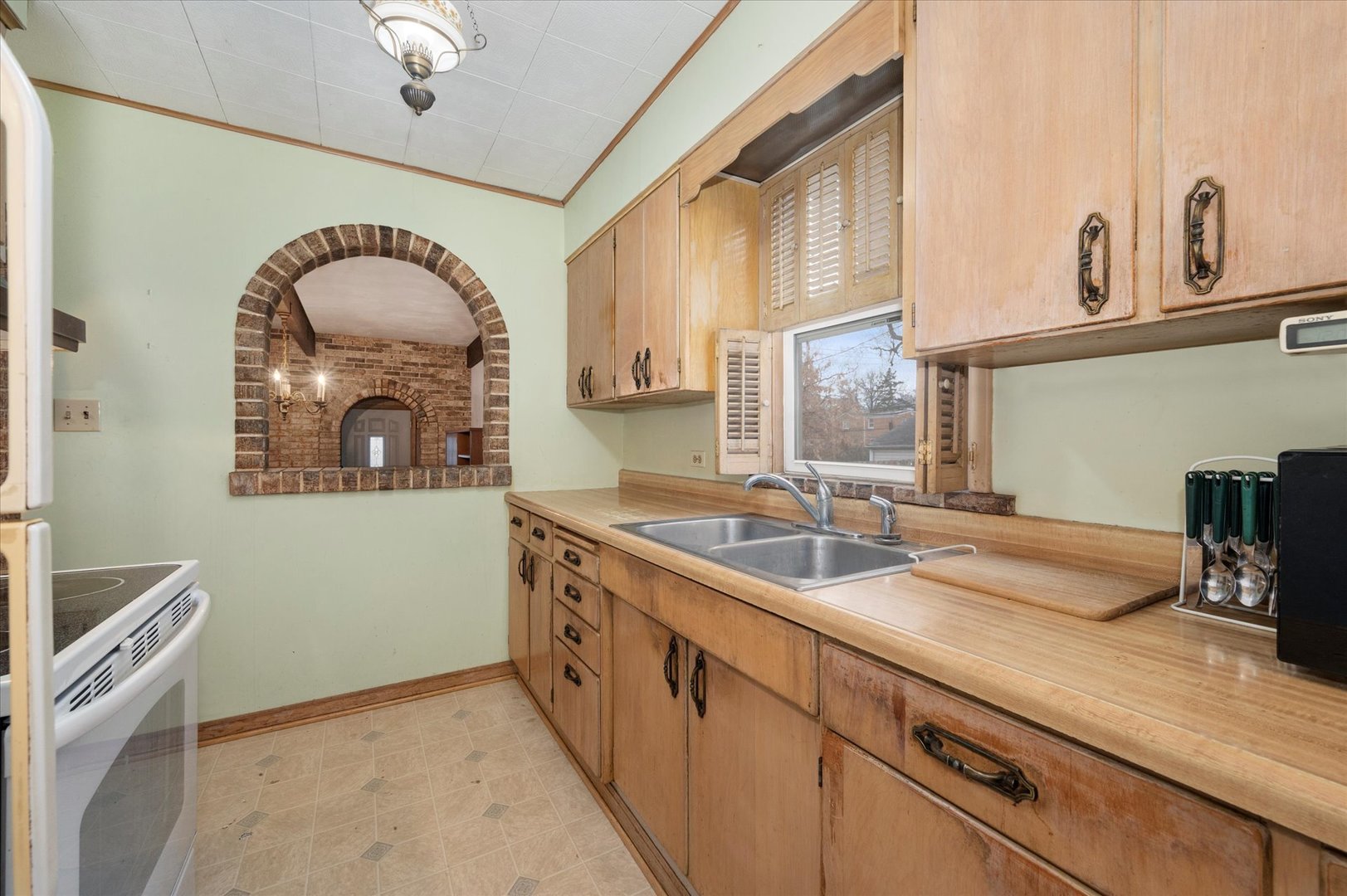 2618 Hawthorne Street, Franklin Park, IL 60131