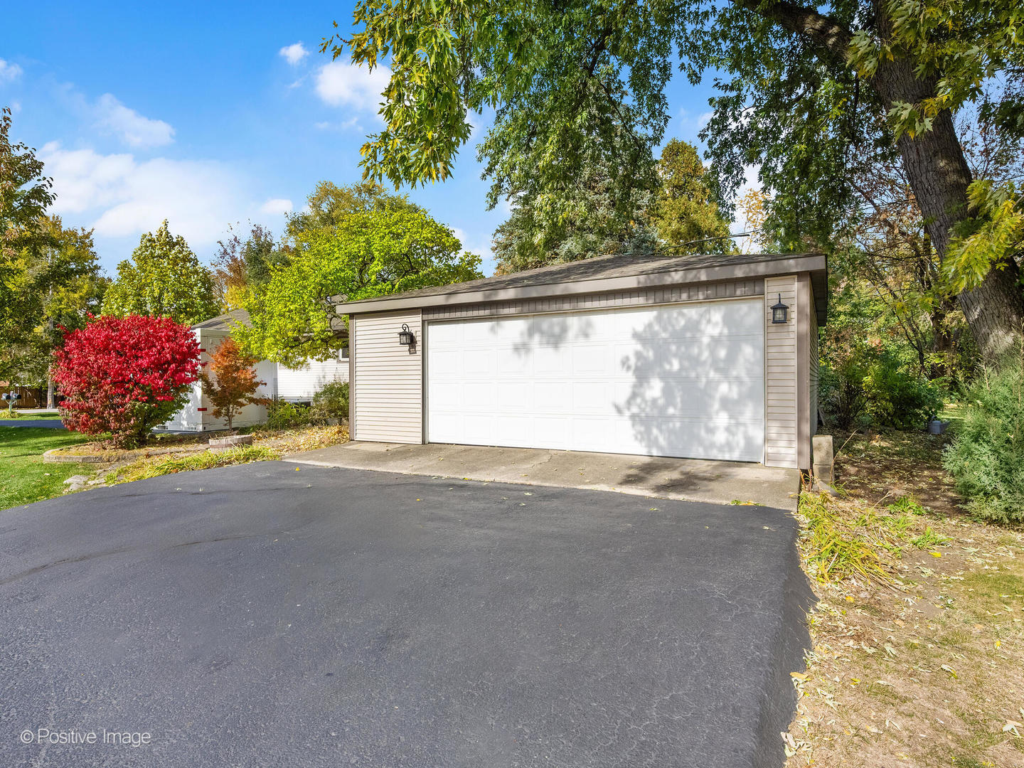 6029 Pershing Avenue, Downers Grove, IL 60516