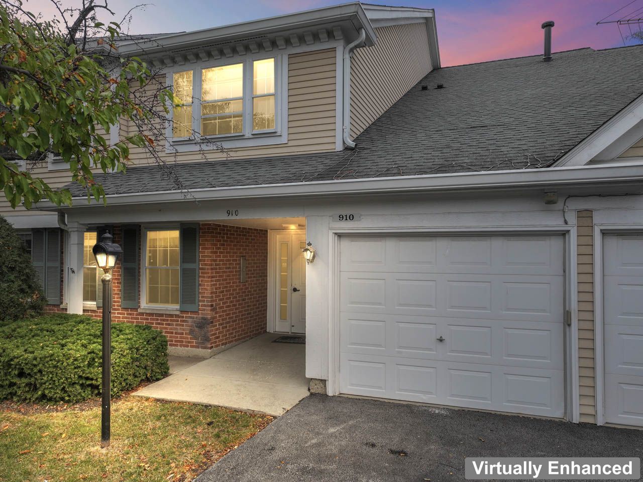 910 Persimmon Lane #A, Mount Prospect, IL 60056