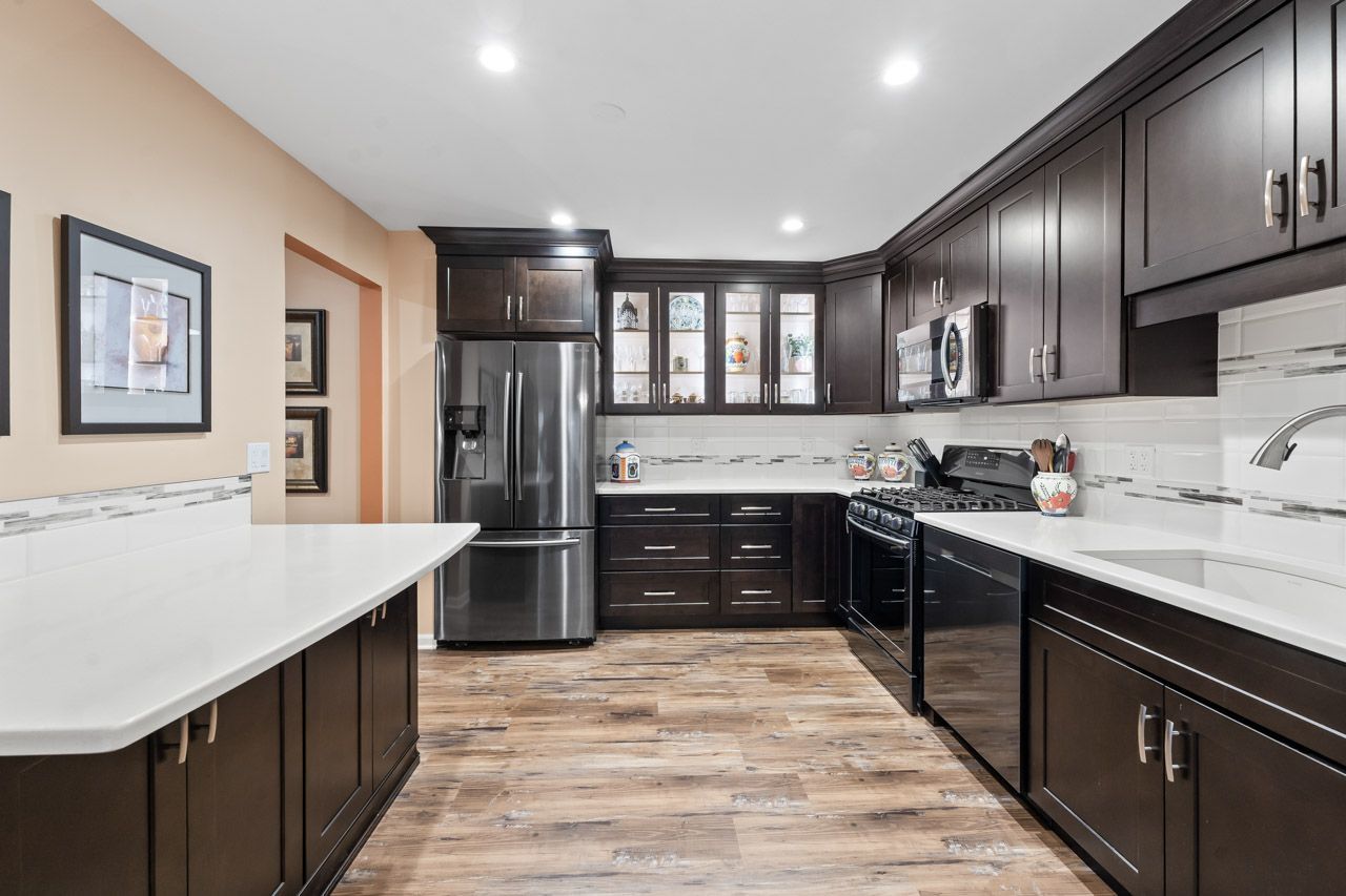 910 Persimmon Lane #A, Mount Prospect, IL 60056