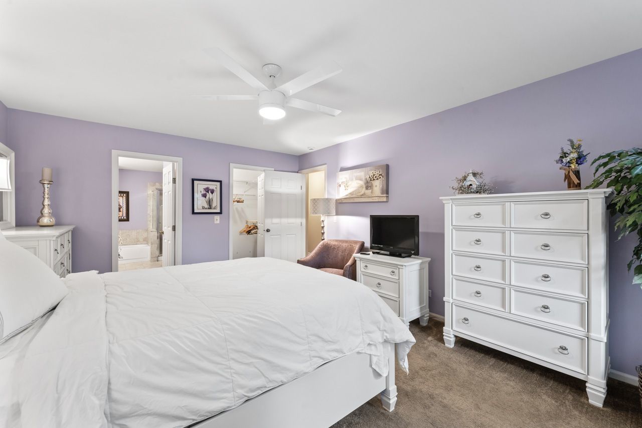 910 Persimmon Lane #A, Mount Prospect, IL 60056