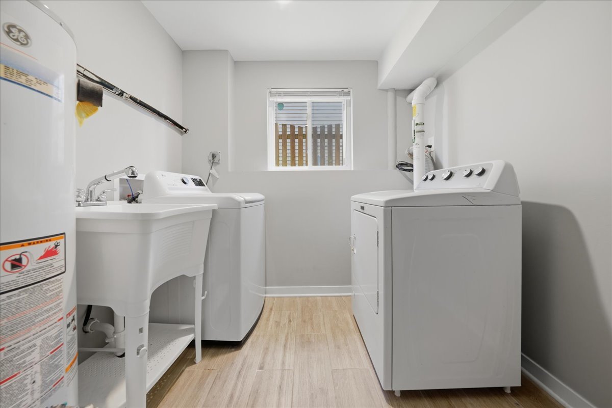 1081 Hunter Street, Lombard, IL 60148