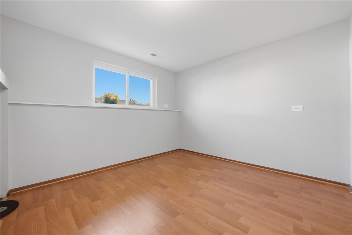 1081 Hunter Street, Lombard, IL 60148