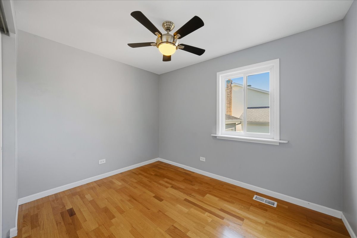 1081 Hunter Street, Lombard, IL 60148