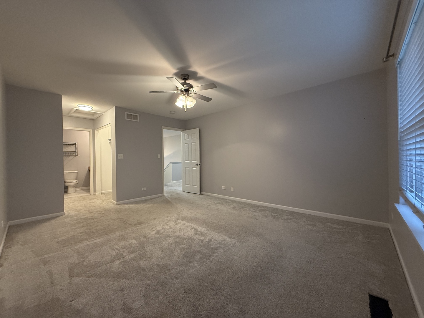 433 Acushnet Street #433, Elgin, IL 60124