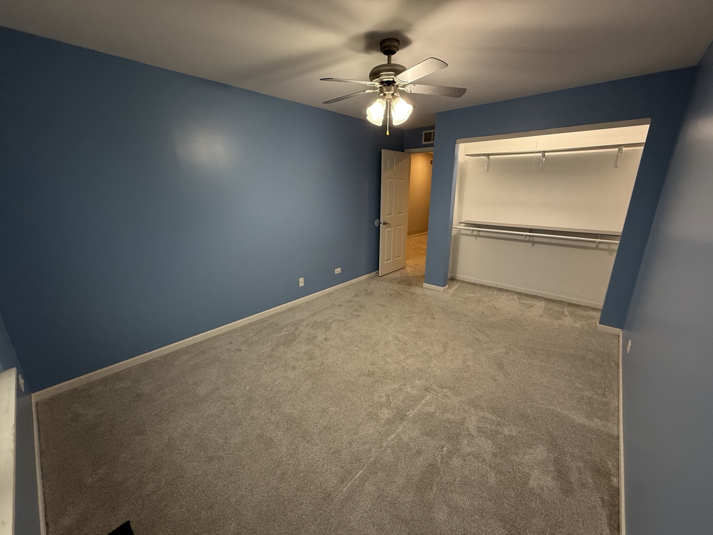 433 Acushnet Street #433, Elgin, IL 60124