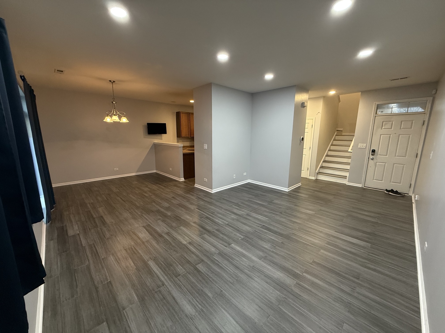 433 Acushnet Street #433, Elgin, IL 60124