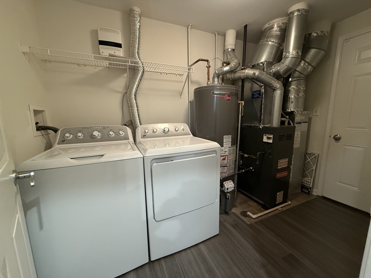 433 Acushnet Street #433, Elgin, IL 60124