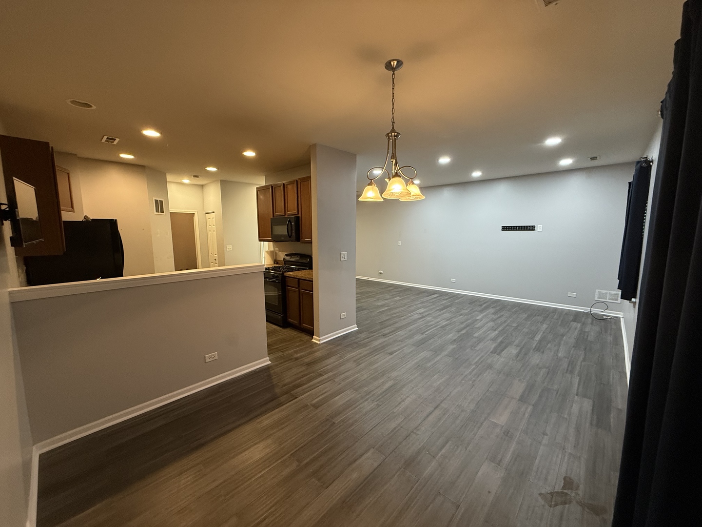 433 Acushnet Street #433, Elgin, IL 60124