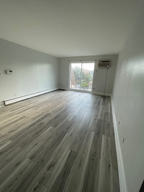 267 Shorewood Drive #2A, Glendale Heights, IL 60139