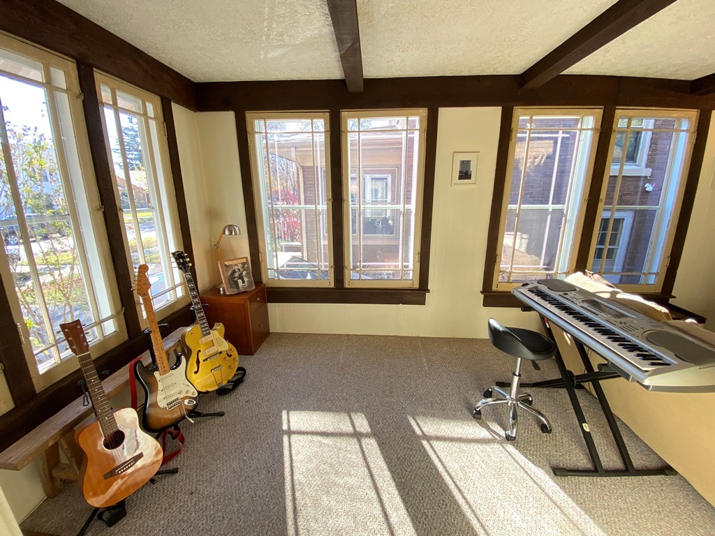 517 N Prairie Avenue, Joliet, IL 60435