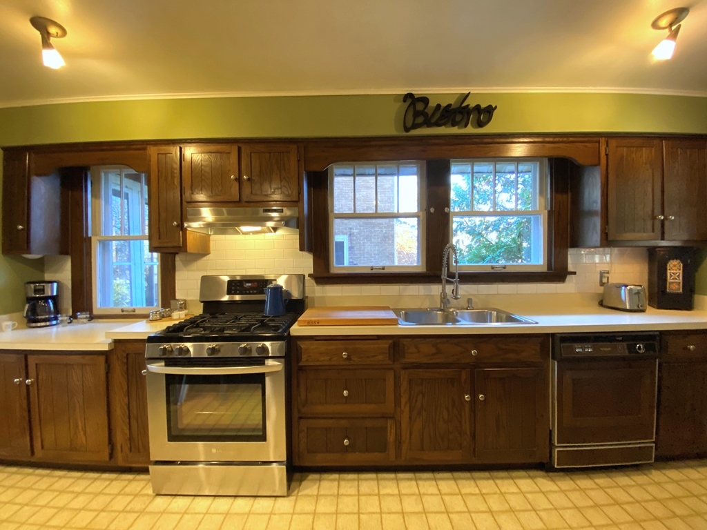 517 N Prairie Avenue, Joliet, IL 60435