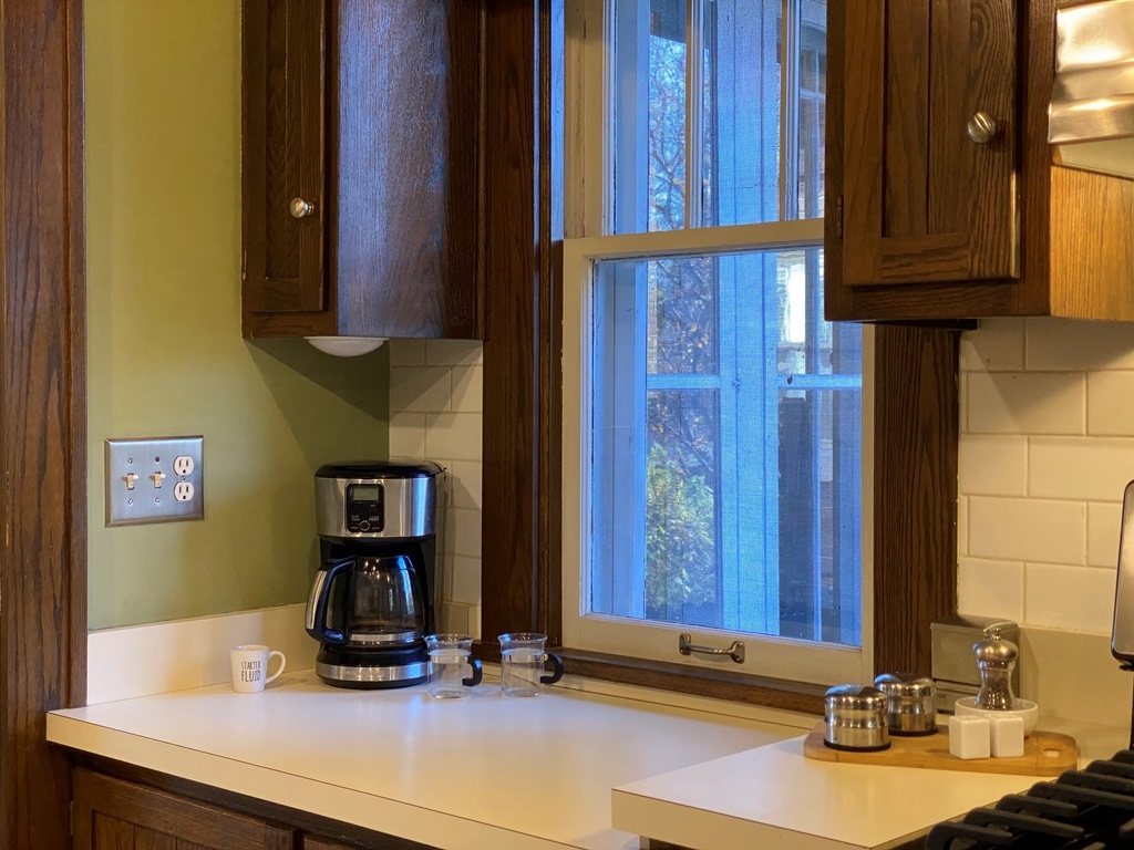 517 N Prairie Avenue, Joliet, IL 60435