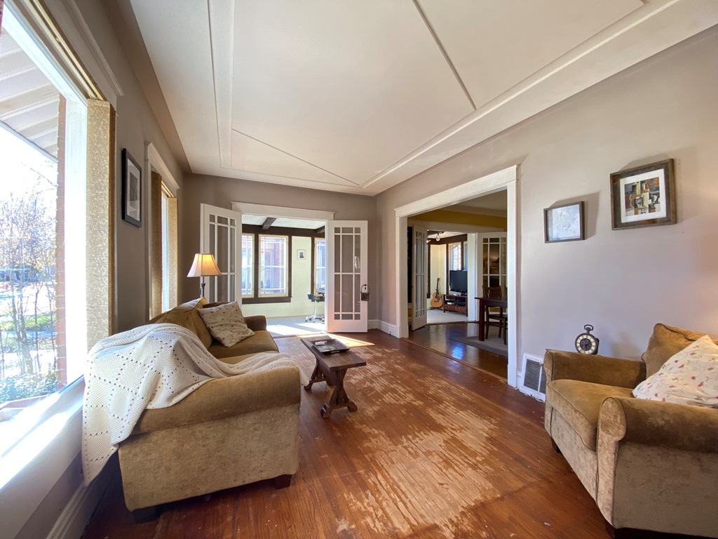 517 N Prairie Avenue, Joliet, IL 60435