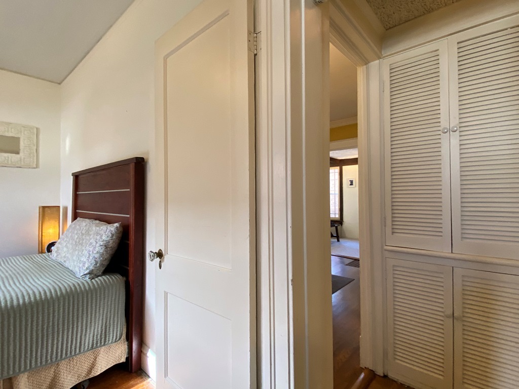 517 N Prairie Avenue, Joliet, IL 60435