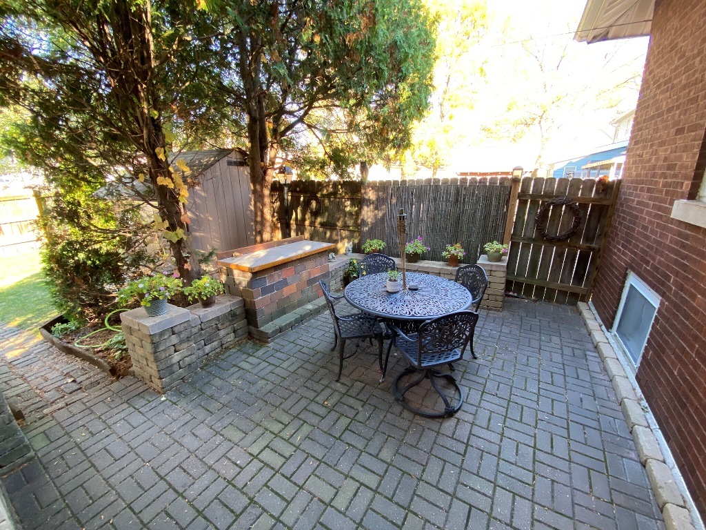 517 N Prairie Avenue, Joliet, IL 60435