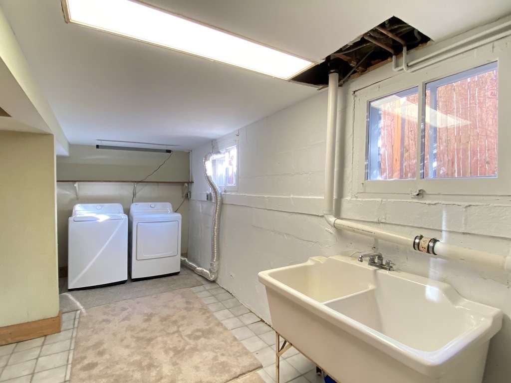 517 N Prairie Avenue, Joliet, IL 60435