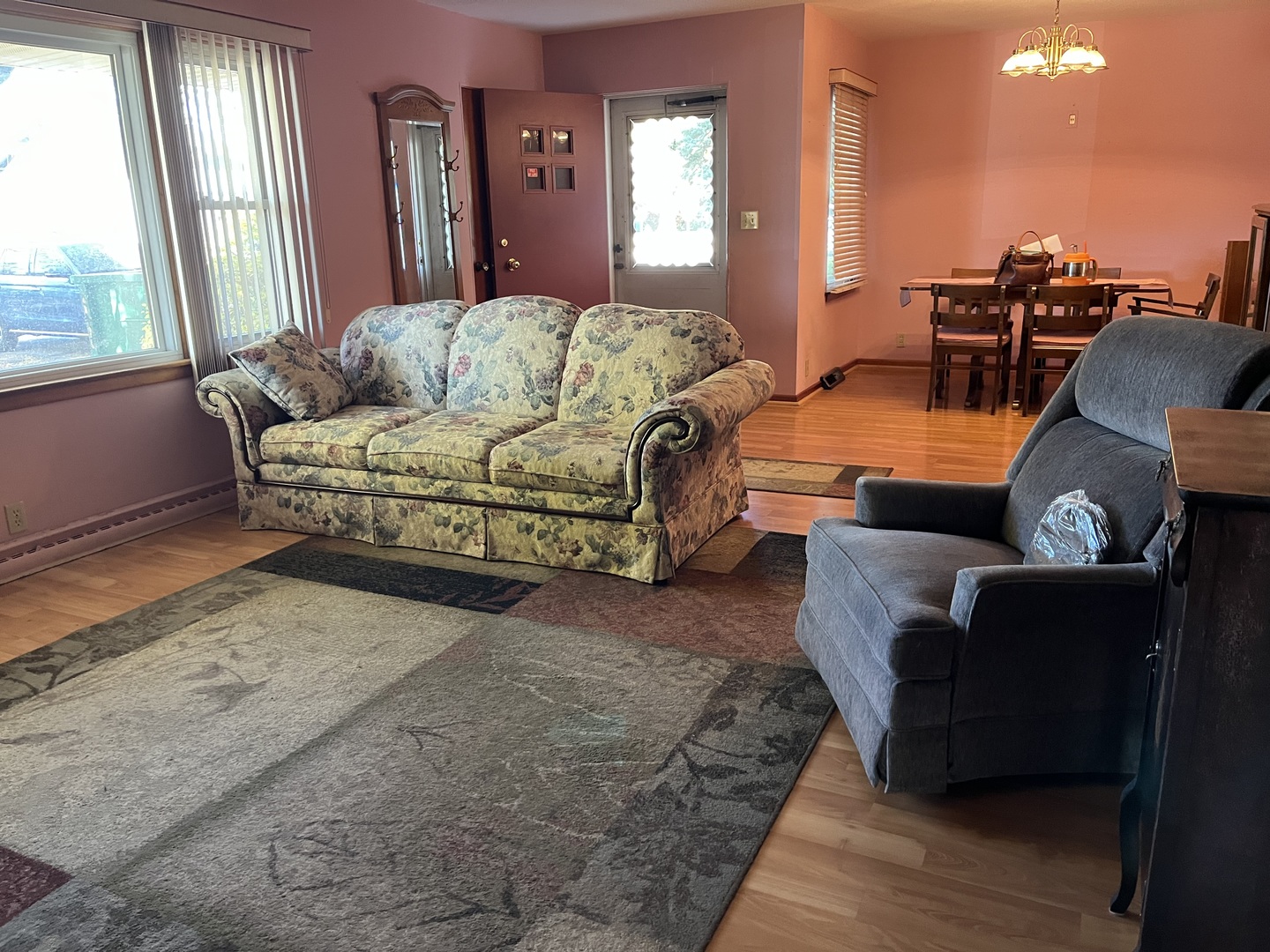 320 Thelma Street, Manhattan, IL 60442