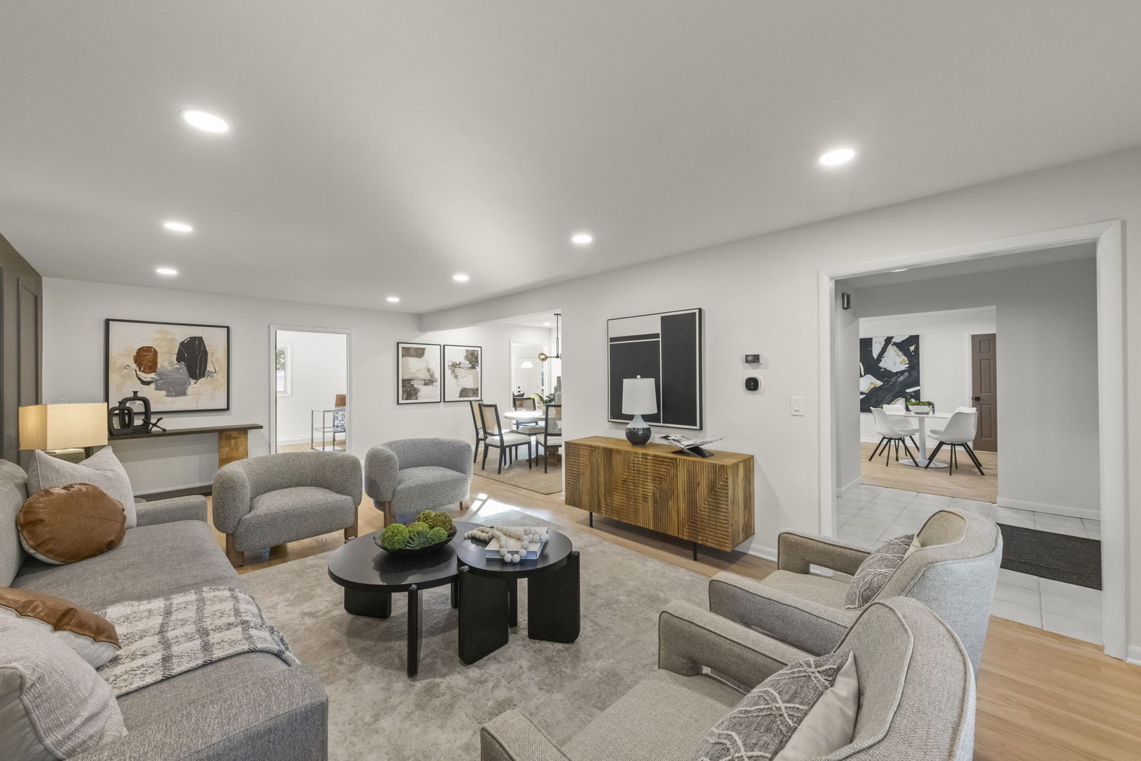 2823 Cooper Court, Woodridge, IL 60517